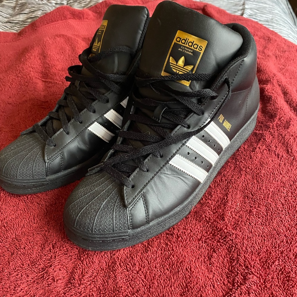 Adidas Pro Model. Mens 12. EUC